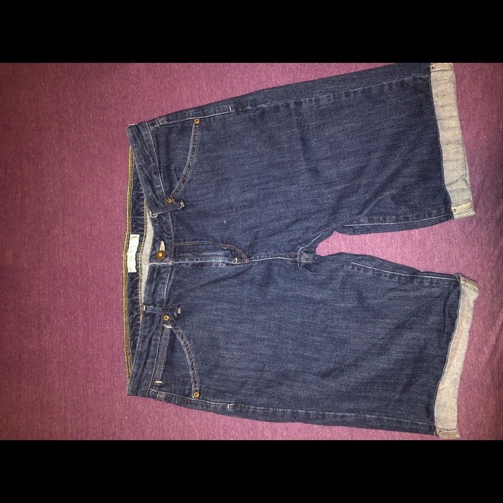 Women’s Levi Jean shorts